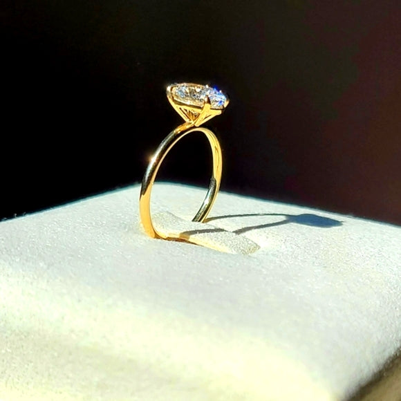 Solid 18k Gold 1.5ct Lab Oval Diamond Ring