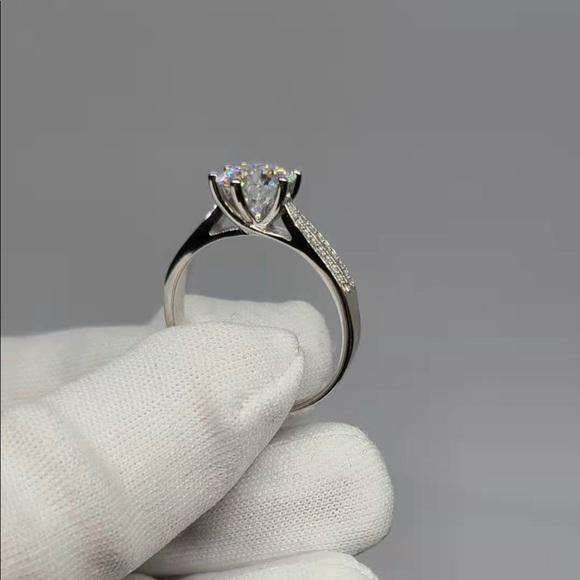 2-carat moissanite ring (006)