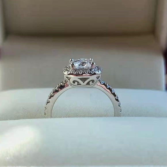 1ct Moissanite Ring with Halo (049)