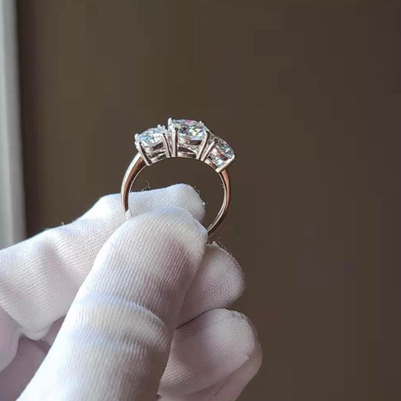 Solid 9k Gold Total 4ct Moissanite Ring