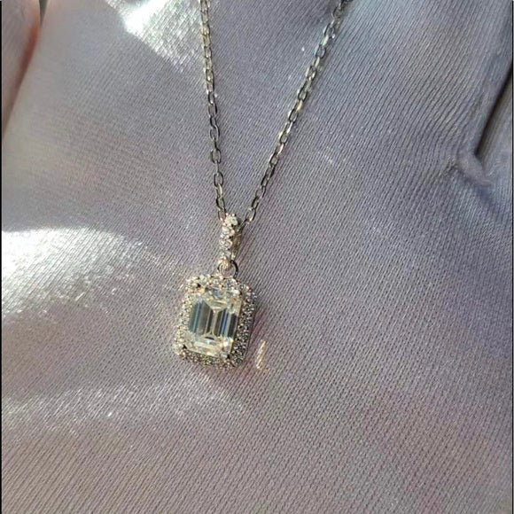 1ct Emerald Moissanite Necklace & Pendant