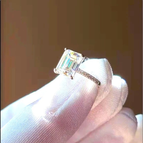Solid 18k Gold 3ct Emerald Moissanite Ring with Side Diamonds