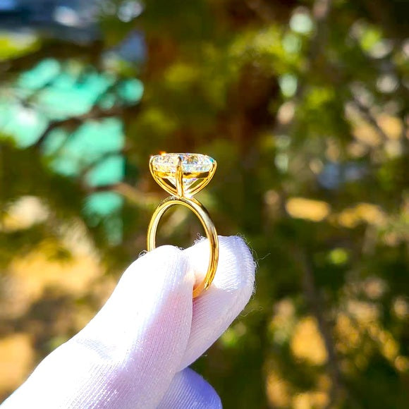 Solid 18k Gold 5ct Oval Moissanite Ring