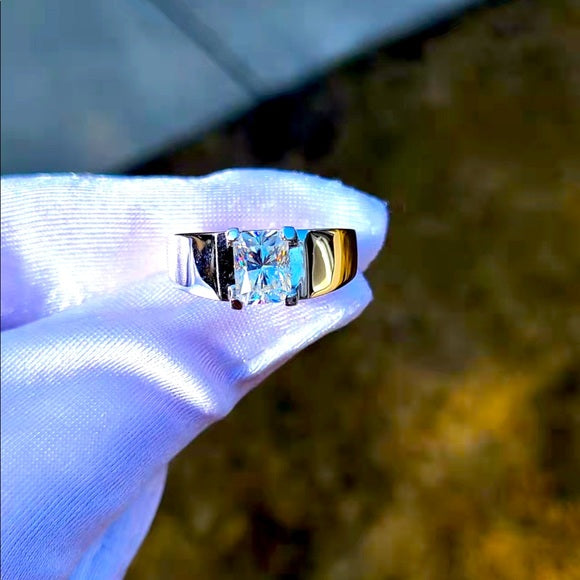 2ct Radiant Moissanite Ring(m005)