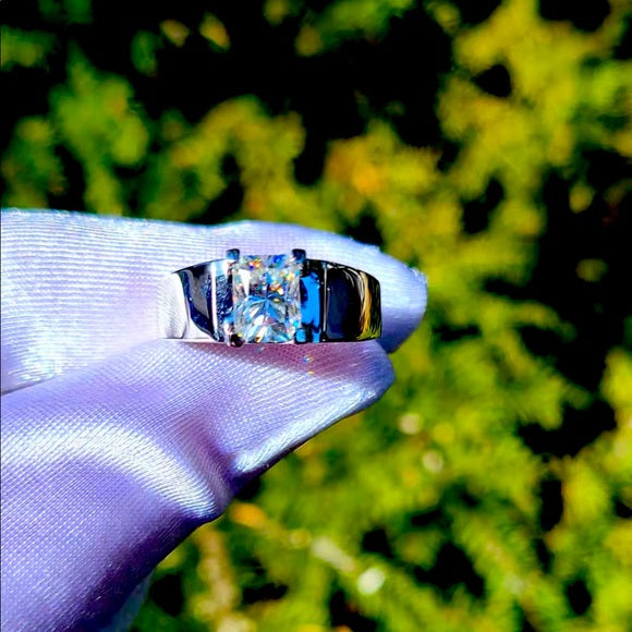 2ct Radiant Moissanite Ring(m005)