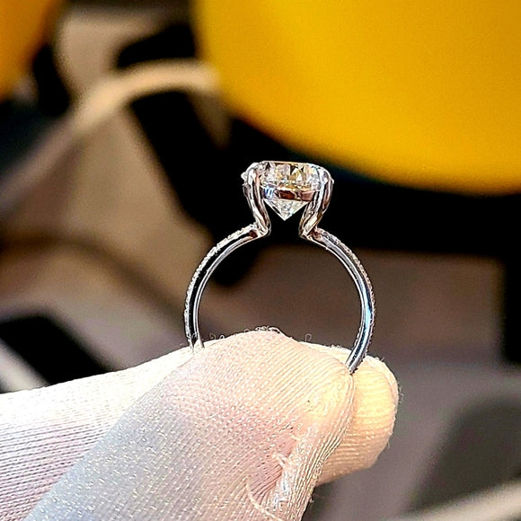 Solid 18k Gold 2.65ct Lab Diamond Ring with Side Stone Lab Diamond