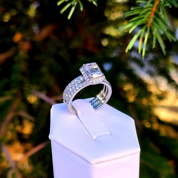 Solid 14k Gold 2ct Emerald Moissanite Ring and Bands